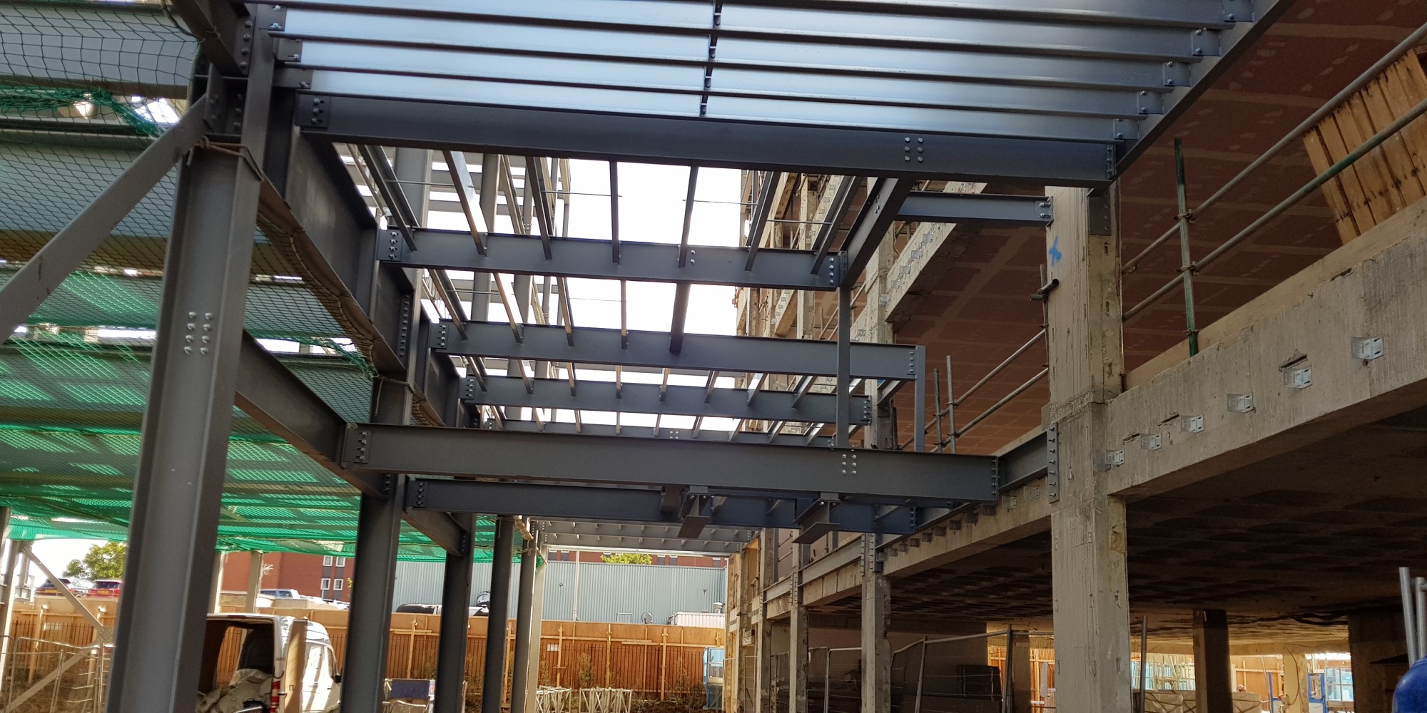 image of sheet pile and associated shoring for stability