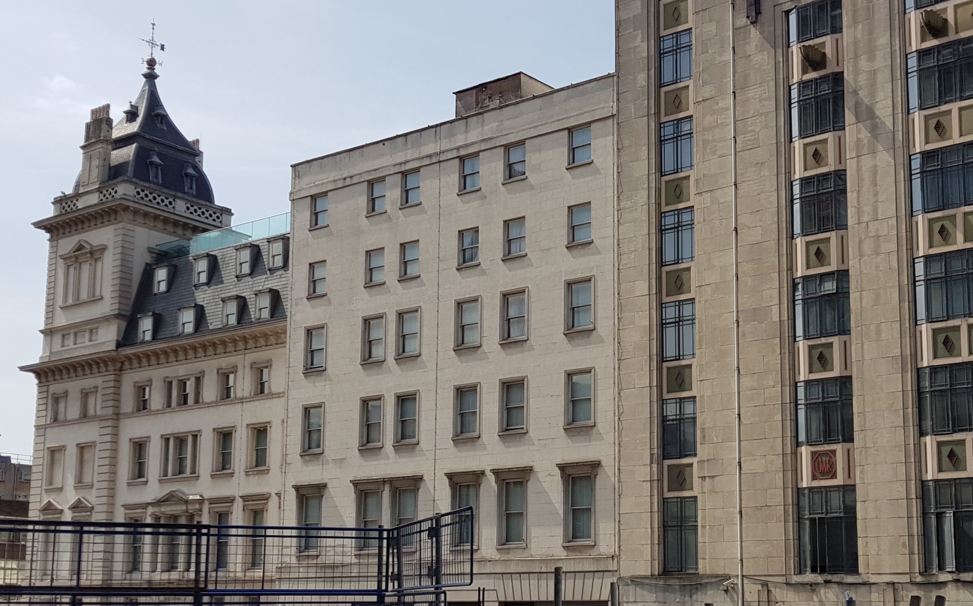 image of underpinning project of a mid-terrace building